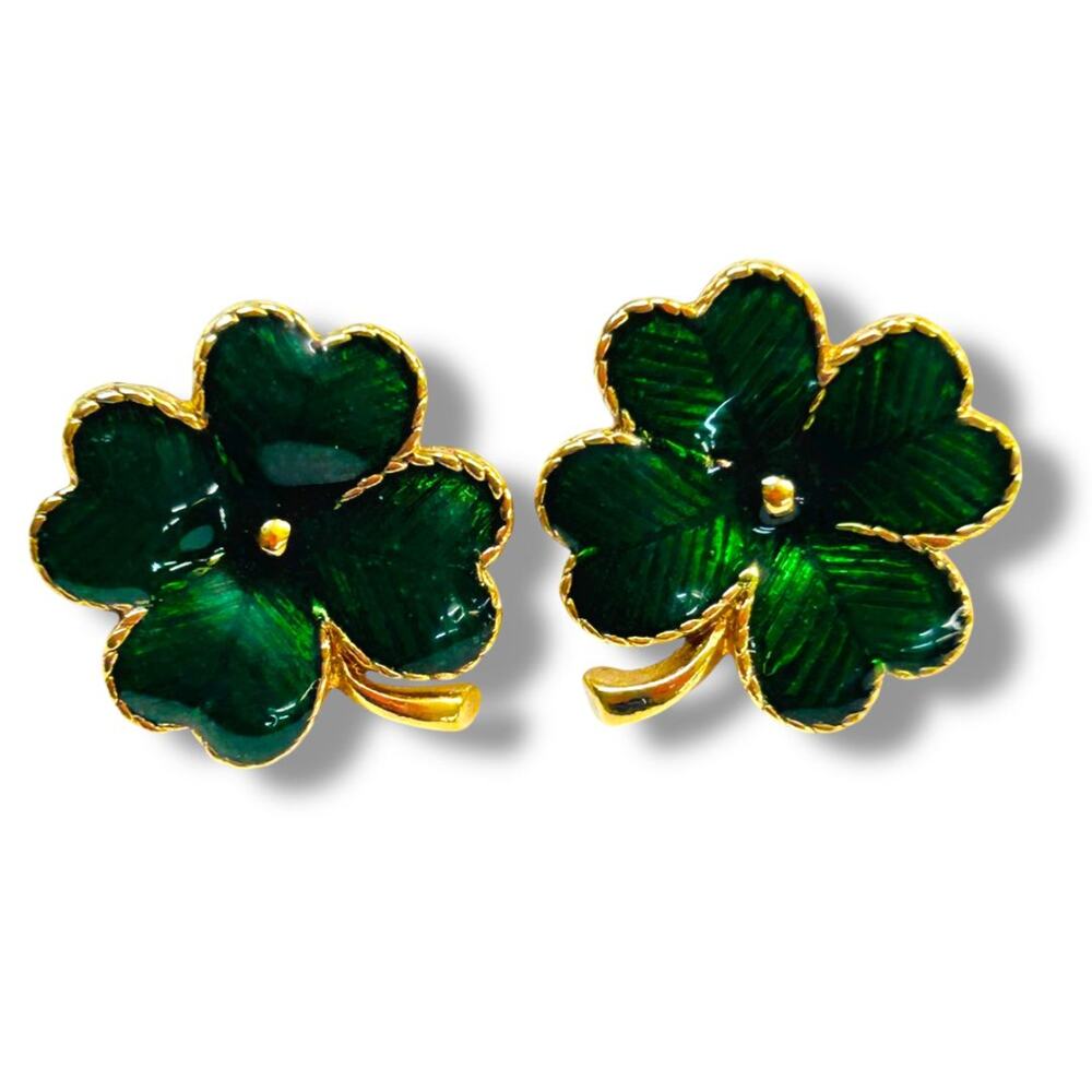 Signed Avon Shamrock Lucky Pierced Earrings Green Enameled Goldtone .75"